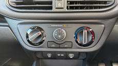 Hyundai i10 1.0 Advance 5dr Petrol Hatchback